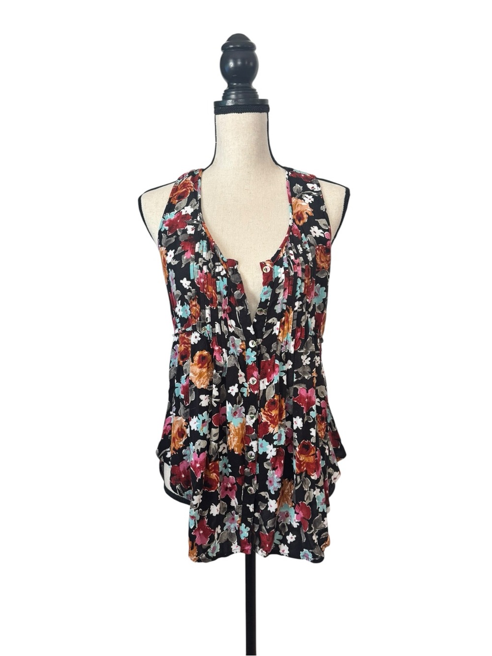American Rag Black Floral Plunge V-Neck Tank